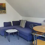 Mit Kamin Nahe Beheiztem Am Waldschwimmbad *
