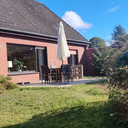 Vakantiehuis Mit Kamin Nahe Beheiztem Am Waldschwimmbad Hoefer